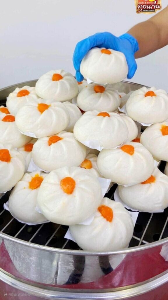 ขนมจีบ ซาลาเปา ลุงแก่น