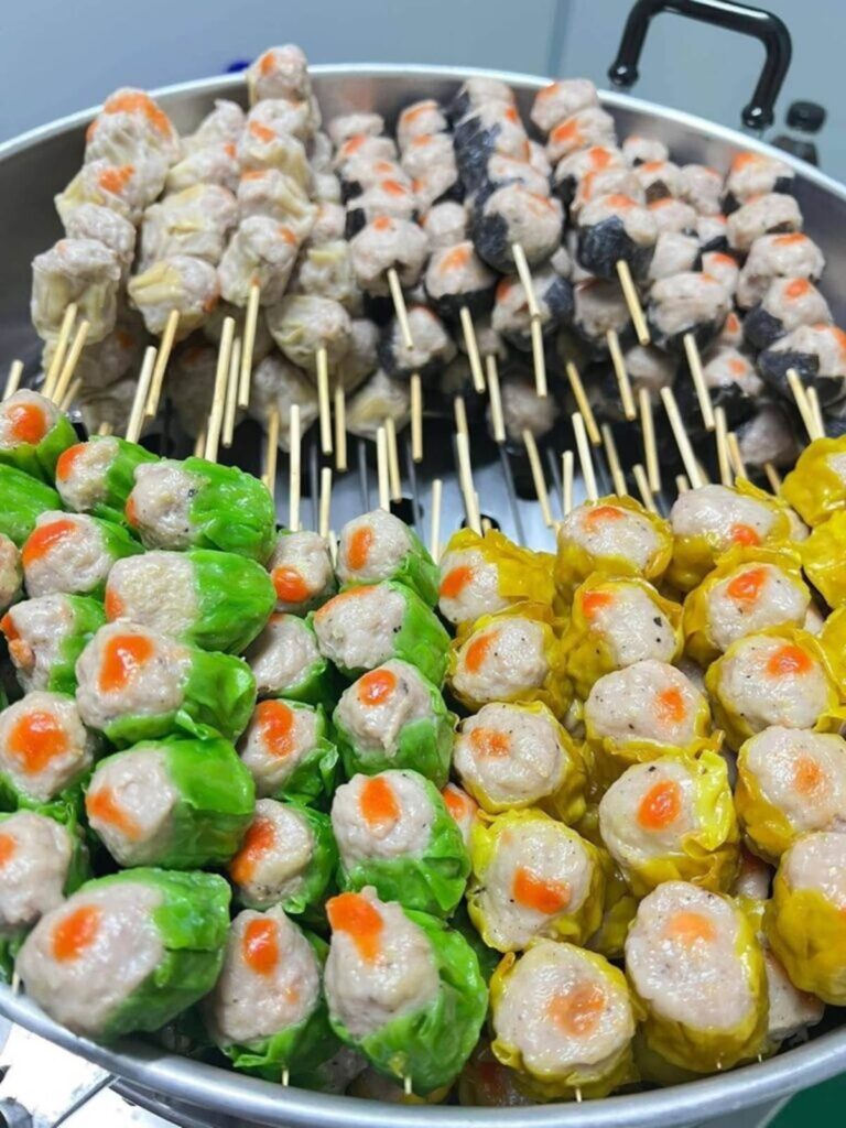 ขนมจีบราคาส่งเจ้าไหนดี กับวิธีเลือกโรงงานที่เชื่อถือได้